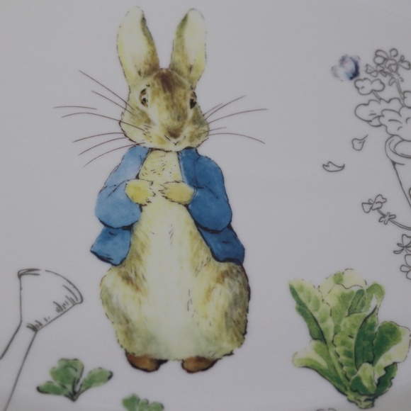 BEATRIX POTTER PETER BUNNY RABBIT EASTER OVAL SERVING PLATTER - NEW - Picture 2 of 5